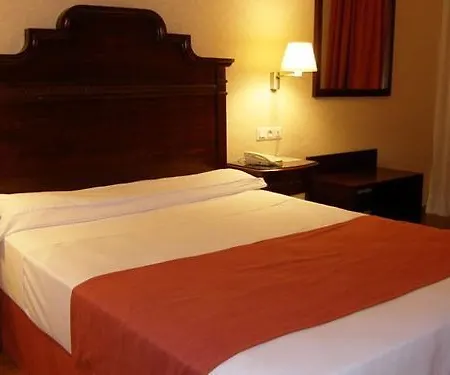 Santo Domingo 4* Lucena